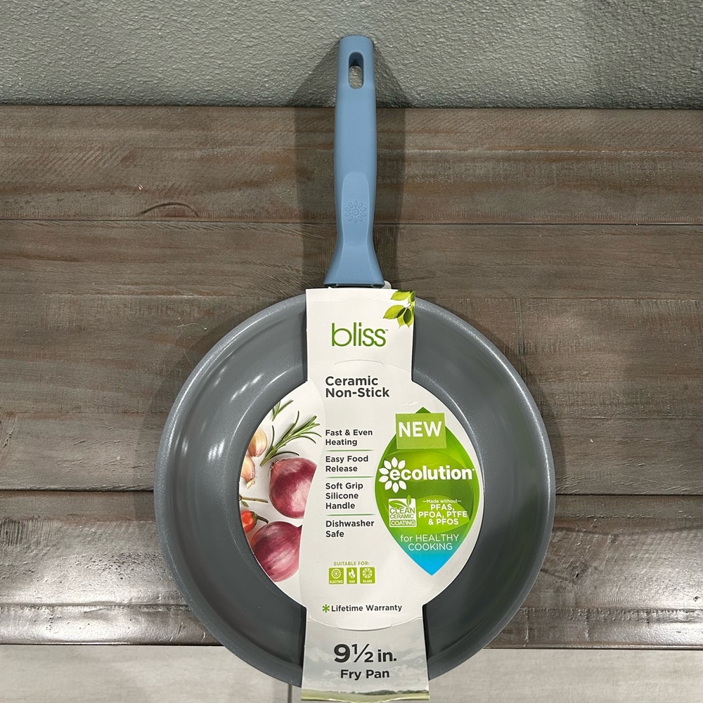 New BLISS CERAMIC NON-STICK 9 1/2 Inch Fry Pan with LIFETIME WARRANTY.